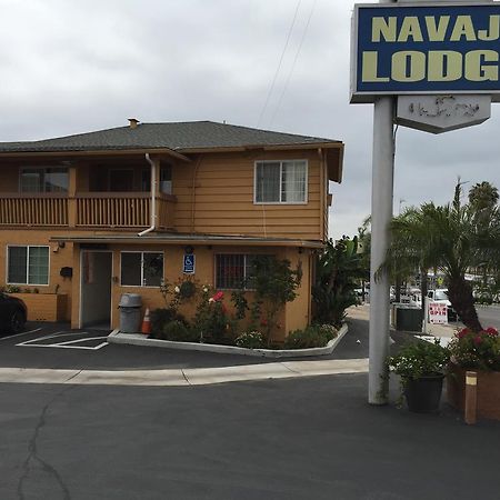 Navajo Lodge Лемон Гров Экстерьер фото