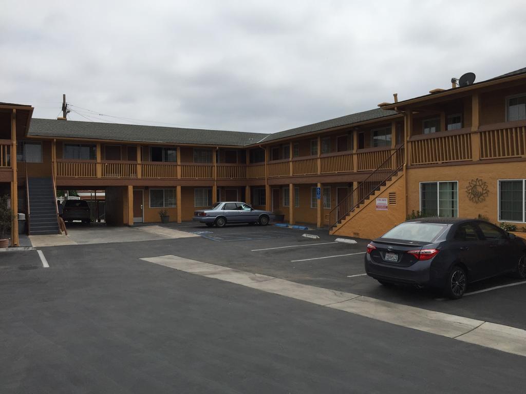 Navajo Lodge Лемон Гров Экстерьер фото